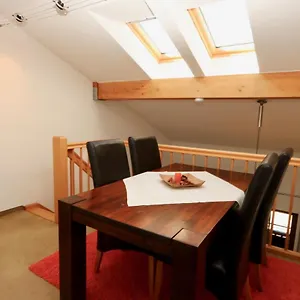  Apartment Pearl